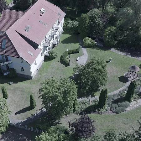 Herrenhaus Carolinenhof * Groß Plasten
