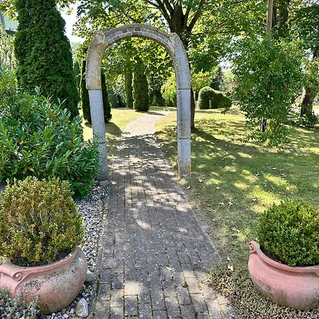 Herrenhaus Carolinenhof Lägenhet *